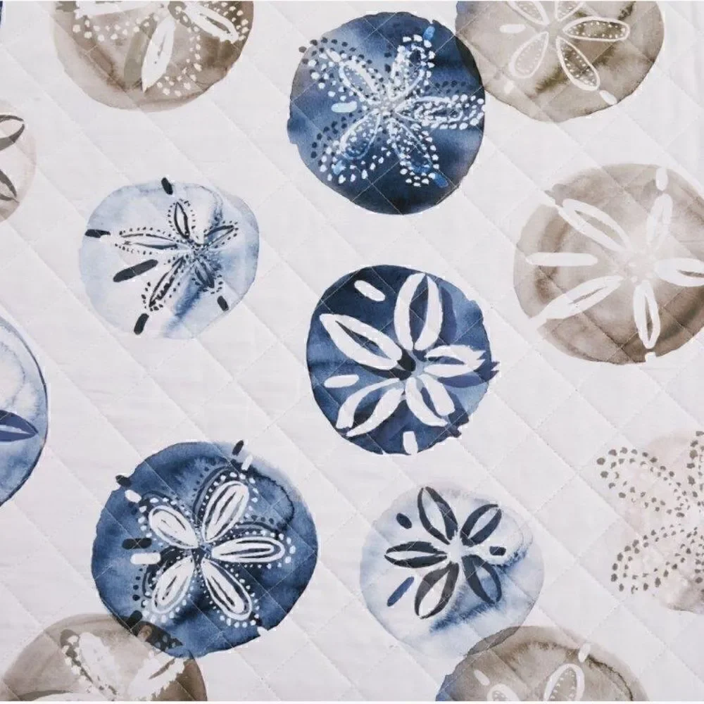 NEW! Beach Theme Sand Dollar Boho Printed KING Quilt Set with Matching Tote Bag